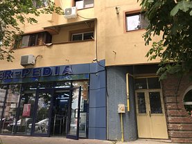 Apartament de vânzare 3 camere în Alexandria, Central