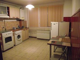Apartament de vânzare 3 camere în Sfantu Gheorghe, Garii