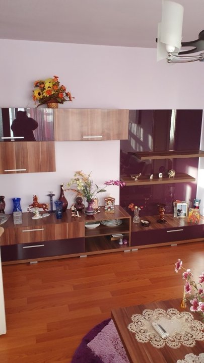 DIRECT PROPRIETAR Apartament 3 Camere Hristo Botev Apartament Cu 3