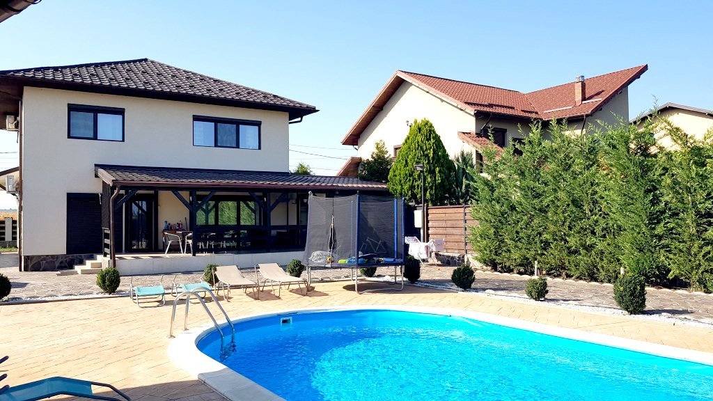 Vilă de &icirc;nchiriat, Blejoi, ECX28443