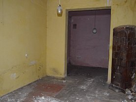Apartament de vânzare 3 camere în Oradea, Central