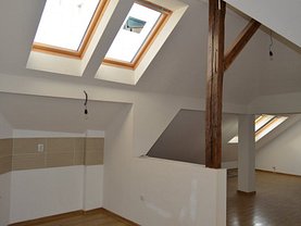 Apartament de vânzare 2 camere în Oradea, Central