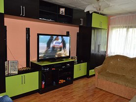 Apartament de vânzare 3 camere, în Oradea, zona Calea Aradului