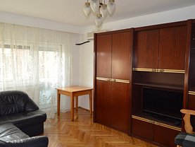 Apartament de închiriat 3 camere, în Oradea, zona Central