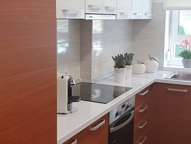 Apartament de vânzare 2 camere, în Oradea, zona Nufărul