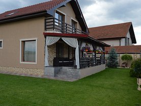 Casa de vânzare 4 camere, în Sânmartin