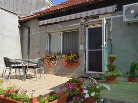 Apartament de vânzare 4 camere, în Oradea, zona Central