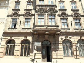 Apartament de vânzare 5 camere, în Timişoara, zona P-ţa Unirii