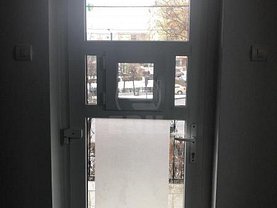 Vânzare spaţiu comercial