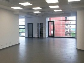 Închiriere spaţiu comercial