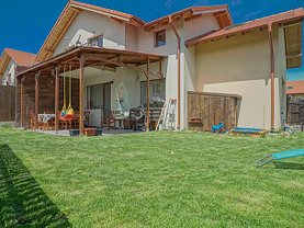 Casa de vânzare 5 camere, în Sanpetru, zona Central