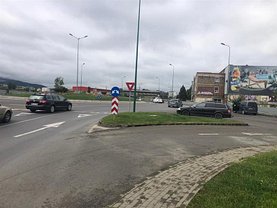 Vânzare spaţiu industrial