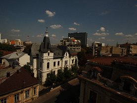 Apartament de vânzare 3 camere, în Bucureşti, zona Universitate