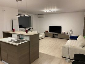 Apartament de vânzare 3 camere, în Bucureşti, zona Băneasa