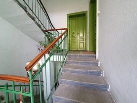 Casa de vânzare 9 camere, în Timişoara, zona Traian