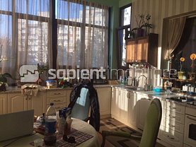 Apartament de vânzare 5 camere, în Oradea, zona Central
