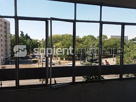 Apartament de închiriat 3 camere, în Oradea, zona Centru Civic