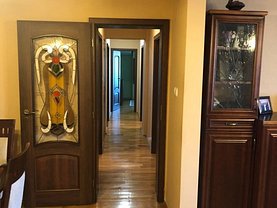 Apartament de vânzare 5 camere, în Oradea, zona Ultracentral