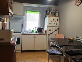 Apartament de vânzare 3 camere în Oradea, Nufarul