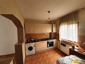 Casa de închiriat 4 camere, în Oradea, zona Europa