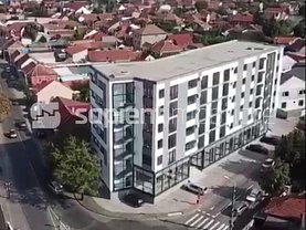 Închiriere spaţiu comercial