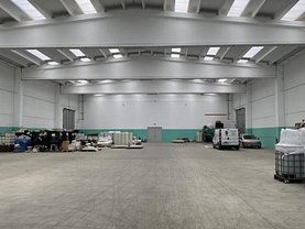 Vânzare spaţiu industrial