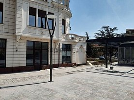 Închiriere spaţiu comercial