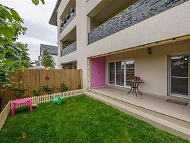 Apartament de vânzare 3 camere, în Otopeni, zona Vest