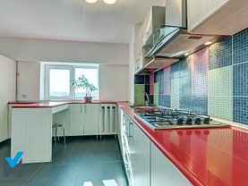 Apartament de vânzare 3 camere, în Bucuresti, zona Unirii