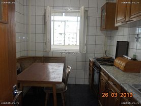 Apartament de vânzare 3 camere, în Bucuresti, zona Crangasi