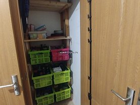 Apartament de vânzare 3 camere, în Bucuresti, zona 13 Septembrie