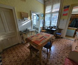 Casa de vânzare 2 camere, în Oradea, zona Decebal