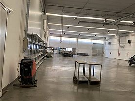 Vânzare spaţiu industrial în Timisoara, Sagului