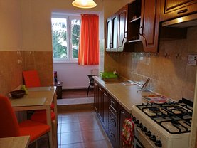 Apartament de închiriat 3 camere, în Brasov, zona Vlahuta