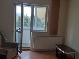 Apartament de vânzare 2 camere, în Braşov, zona Vlahuţă