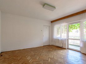 Casa de vânzare 3 camere, în Braşov, zona Central
