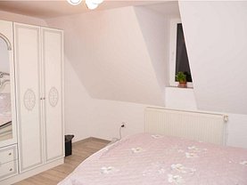 Casa de vânzare 3 camere, în Cristian