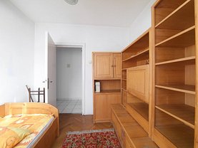 Apartament de vânzare 3 camere, în Timisoara, zona Sagului