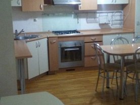 Apartament de închiriat 3 camere, în Resita, zona Centrul Civic