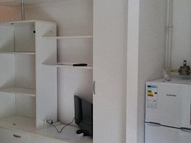 Garsonieră de închiriat, în Timişoara, zona Complex Studenţesc