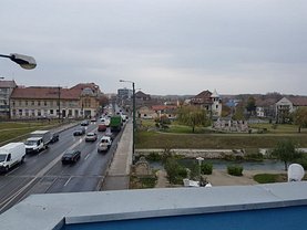 Vânzare birou