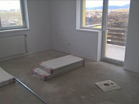 Apartament de vânzare 2 camere, în Brasov, zona Exterior Est