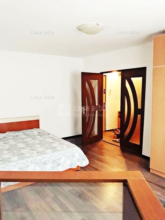 Ideal investitie - apartament cu 1 camera in zona Pacurari - imaginea 1