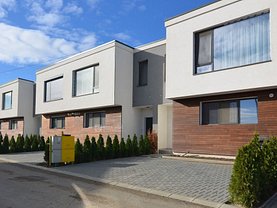 Casa de vânzare 4 camere, în Valea Lupului