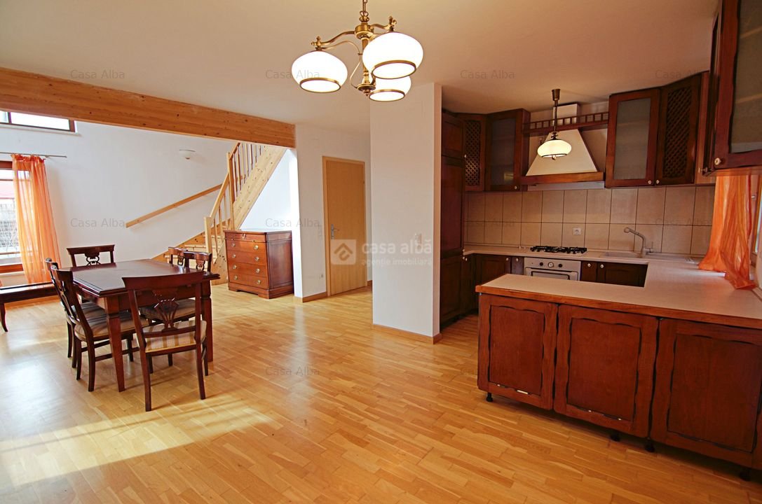 Casa de inchiriat D+P+E zona Valea Lupului