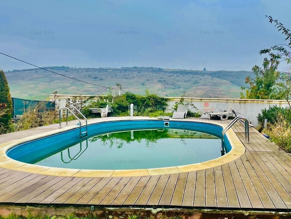 Locuinta compacta, moderna si accesibila, gata pentru mutare, PISCINA