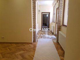 Apartament de vânzare 4 camere, în Bucuresti, zona Calea Calarasilor