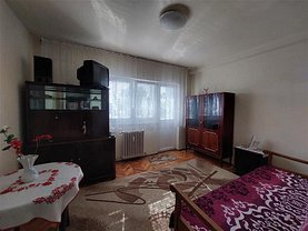 Apartament de închiriat 3 camere, în Arad, zona Ultracentral