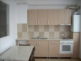 Apartament de închiriat 2 camere, în Arad, zona Aurel Vlaicu