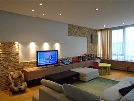 Apartament de vânzare 3 camere, în Arad, zona UTA